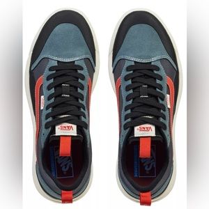 Vans Ultrarange EXO Shoes - men’s size 11